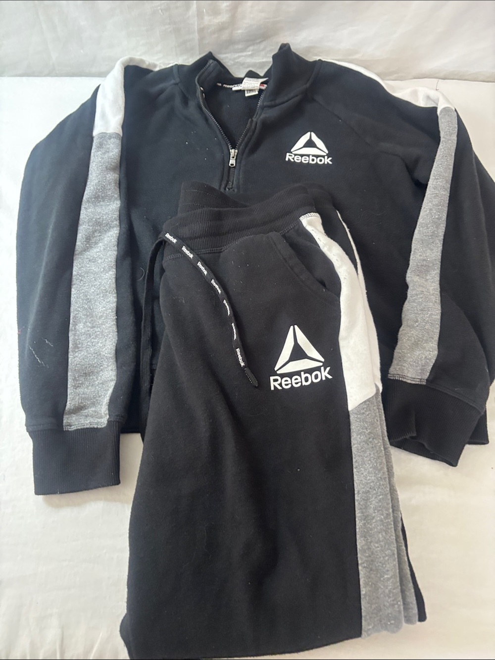 Reebok Womens Black Quarter-Zip Pullover with White Logo Pants as well. - Picture 10 of 10